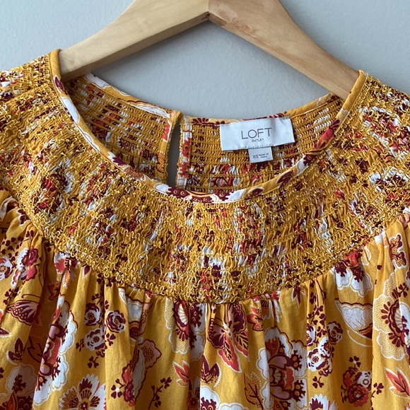Loft Outlet Floral Smocked Short Sleeve Top - Picture 4 of 10